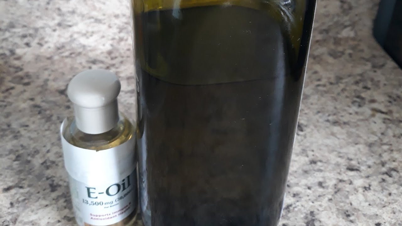 el aceite de oliva tiene vitamina e