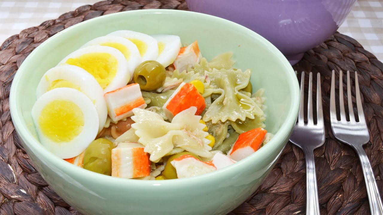ensalada de pasta con atún y huevo duro calorías
