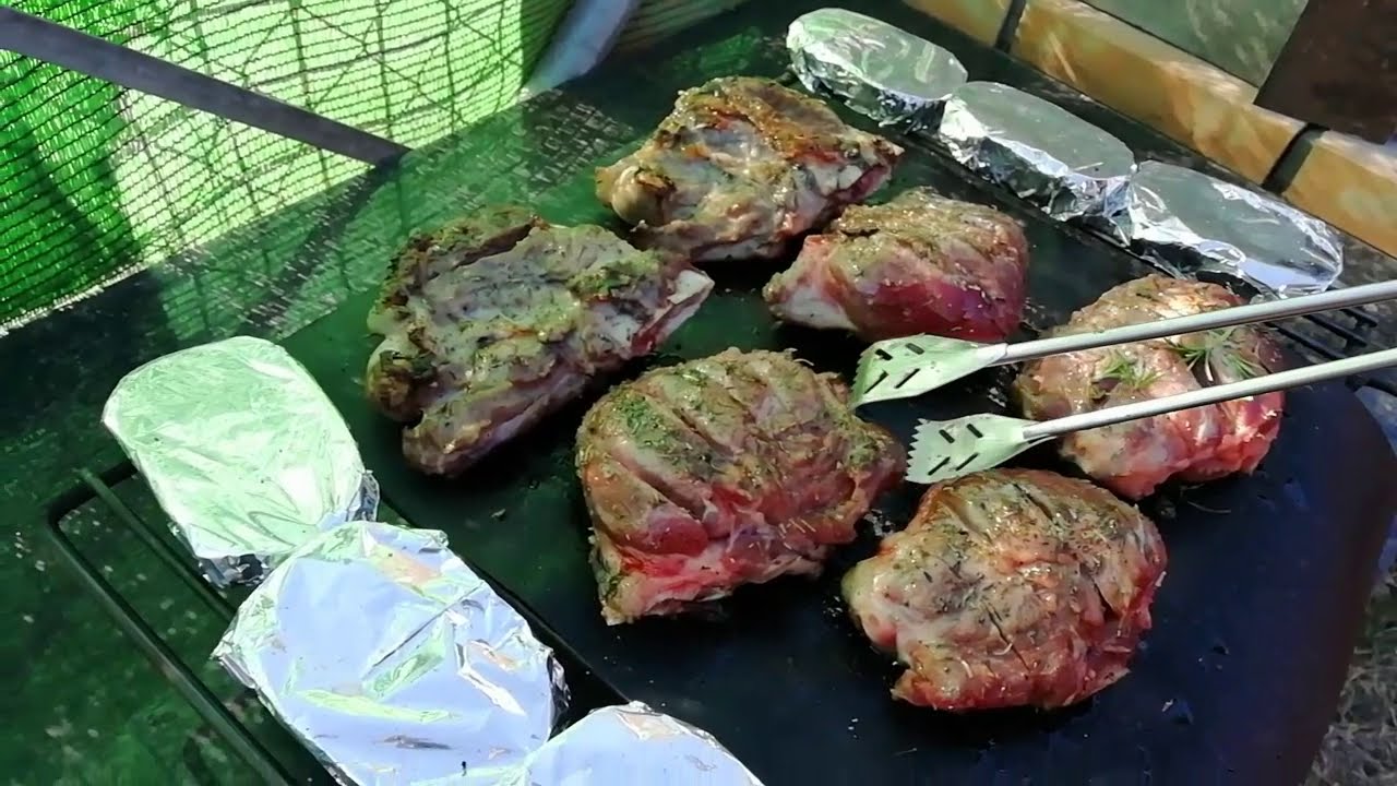 carrilleras de cerdo a la brasa
