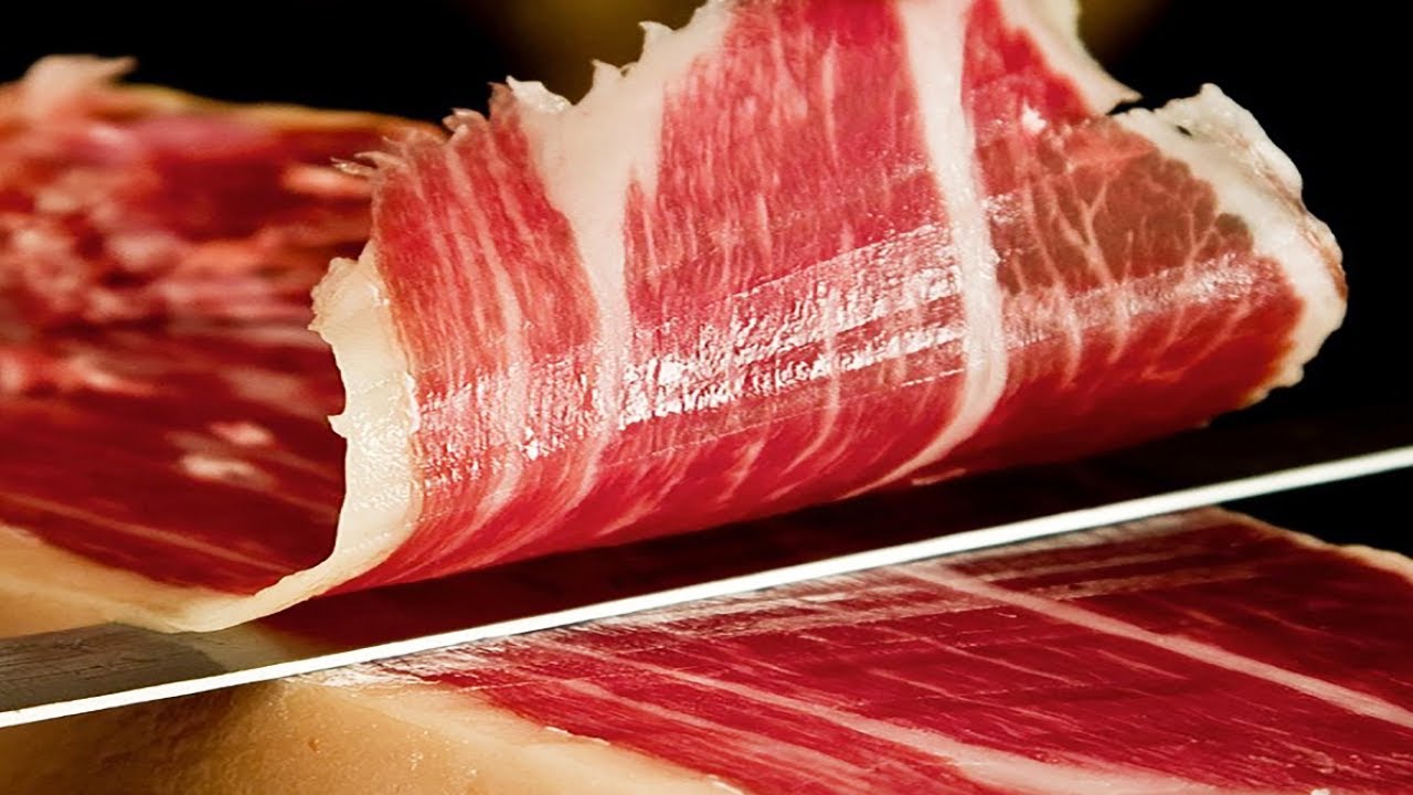 el jamon serrano es carne roja