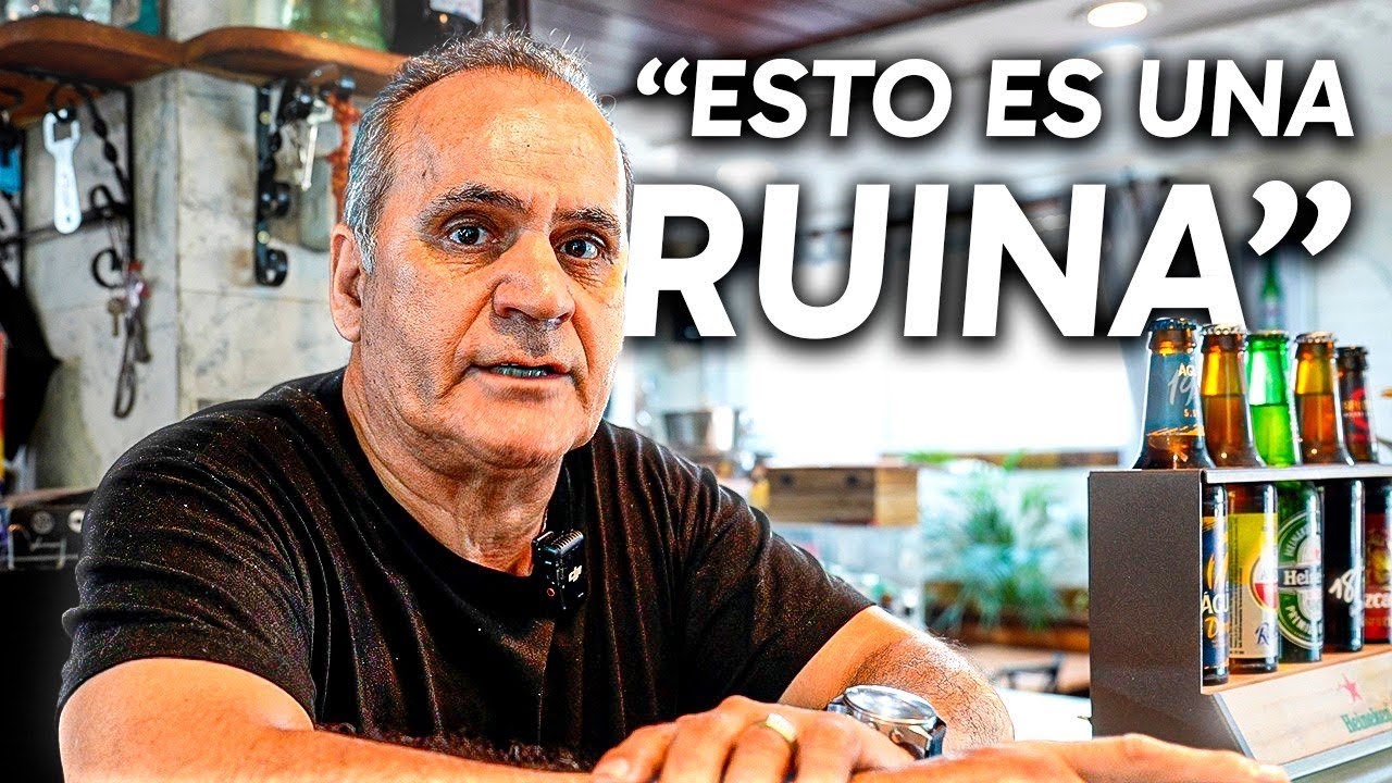cuanto factura un bar al mes