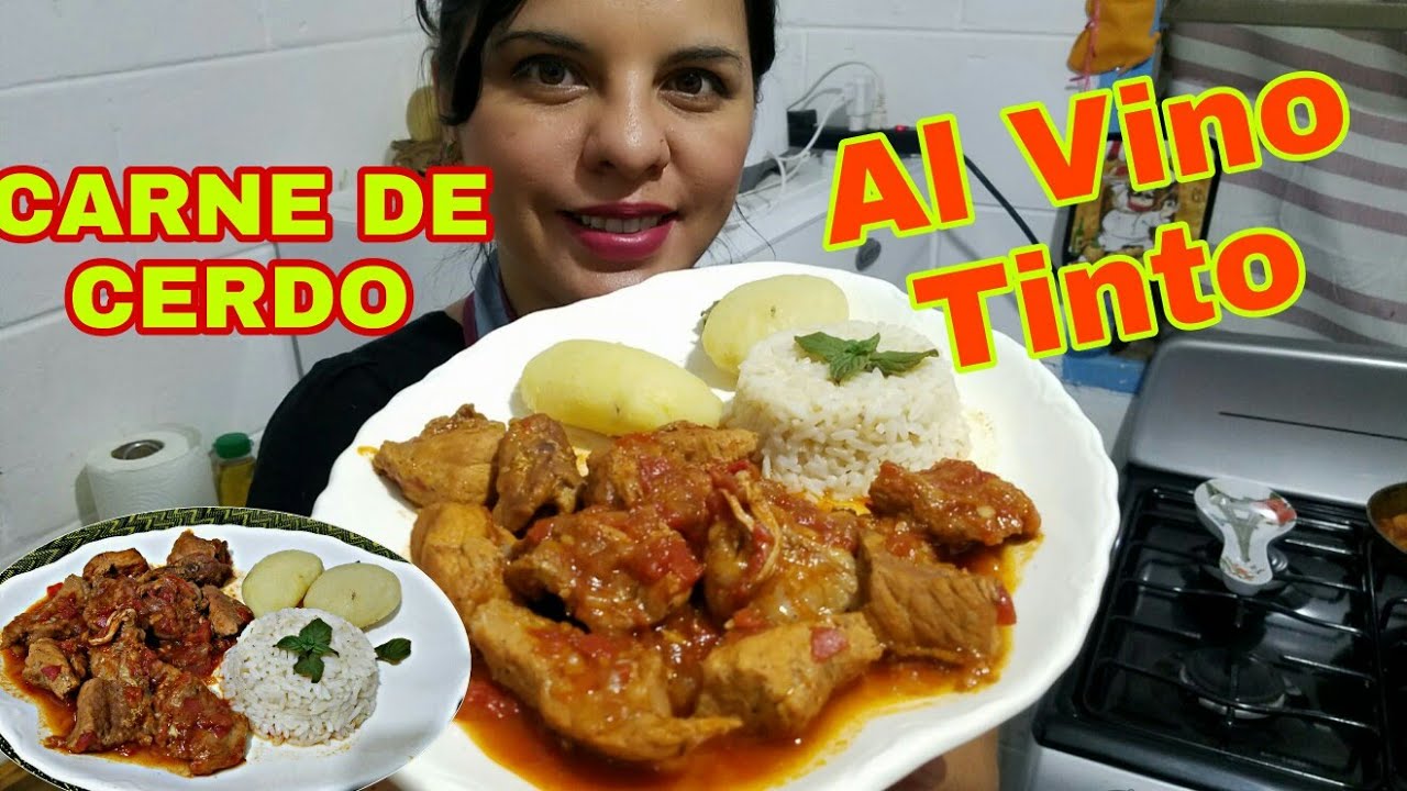 Cerdo magro cocinado con vino tinto
