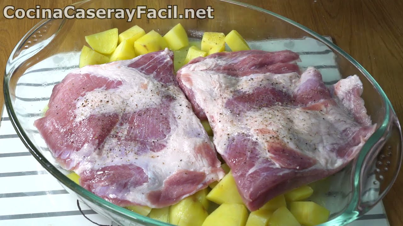 Receta de cerdo al horno con papas: ¡deliciosa y fácil de preparar!