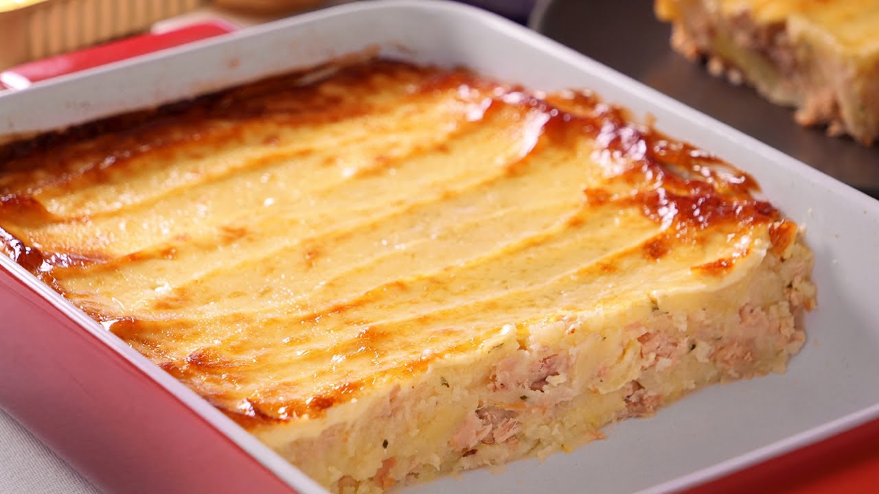 Receta de pastel de patatas y atún horneado