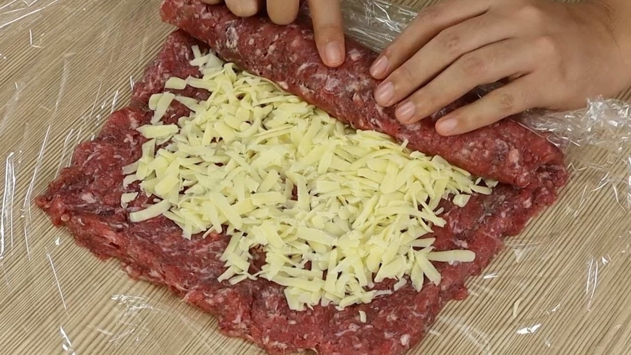 carne picada horneada en forma de redondo