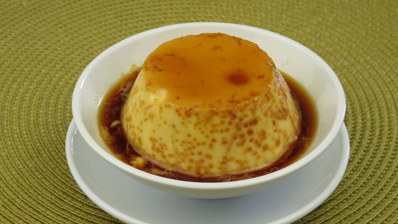 Flan de huevo hecho en freidora de aire