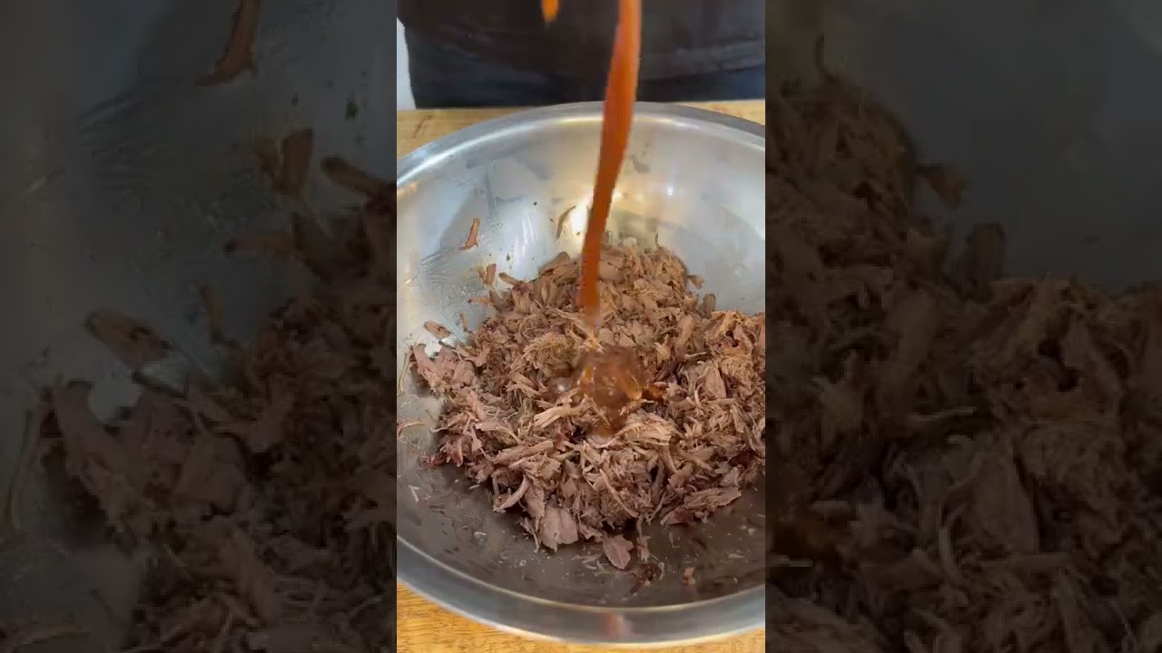 Opción de primer plato para servir con carrilleras