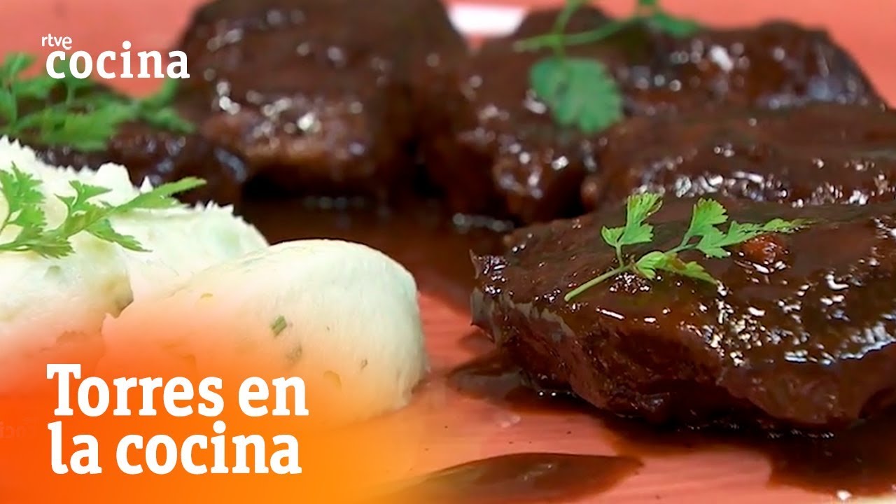 Receta de carrilleras de ternera al vino tinto por los Hermanos Torres