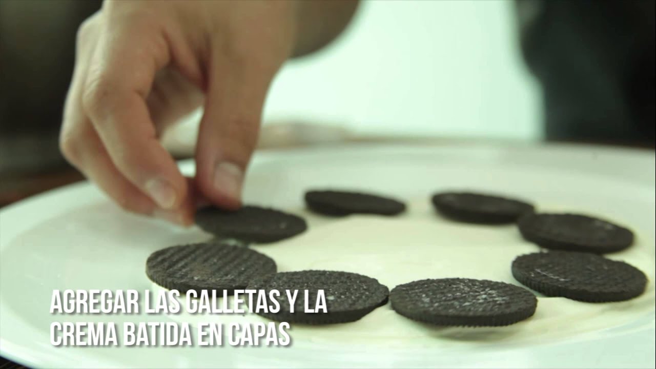 Tarta de galletas con crema batida