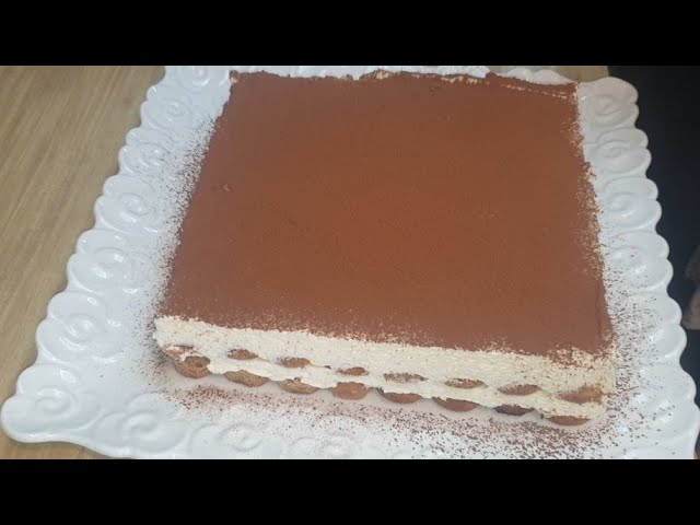 Tarta de mascarpone con bizcochos de soletilla