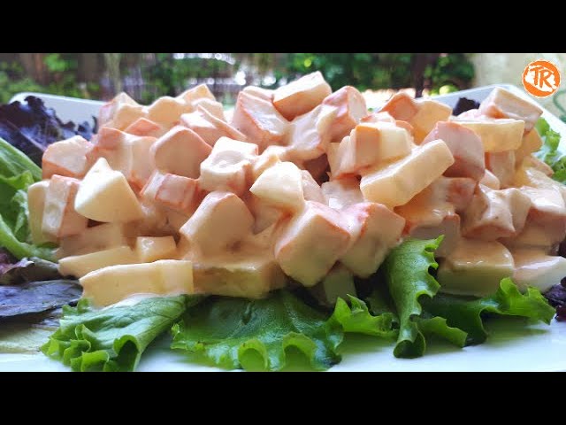 Ensalada de surimi y piña