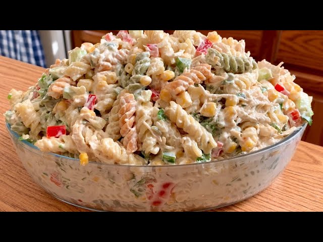 Pasta espirales con pollo: una deliciosa ensalada