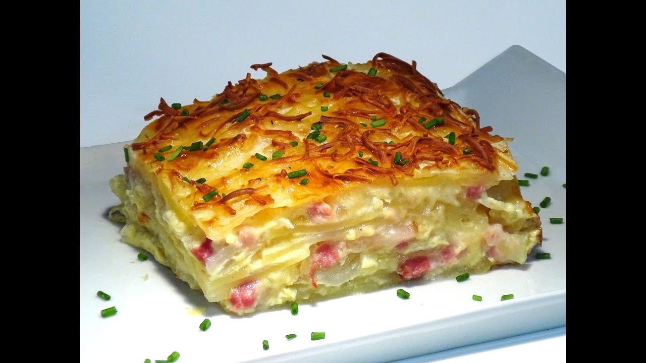 Patatas gratinadas con cebolla bacon y queso
