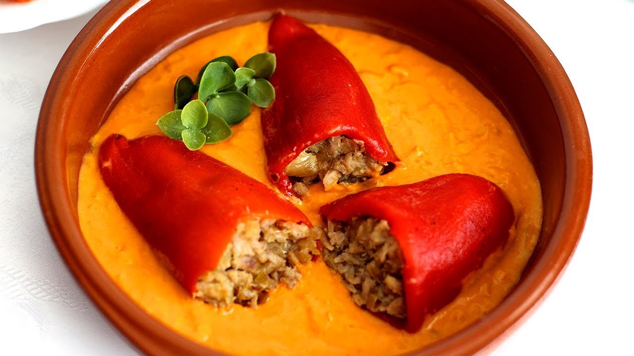 Pimientos rellenos con bonito en conserva