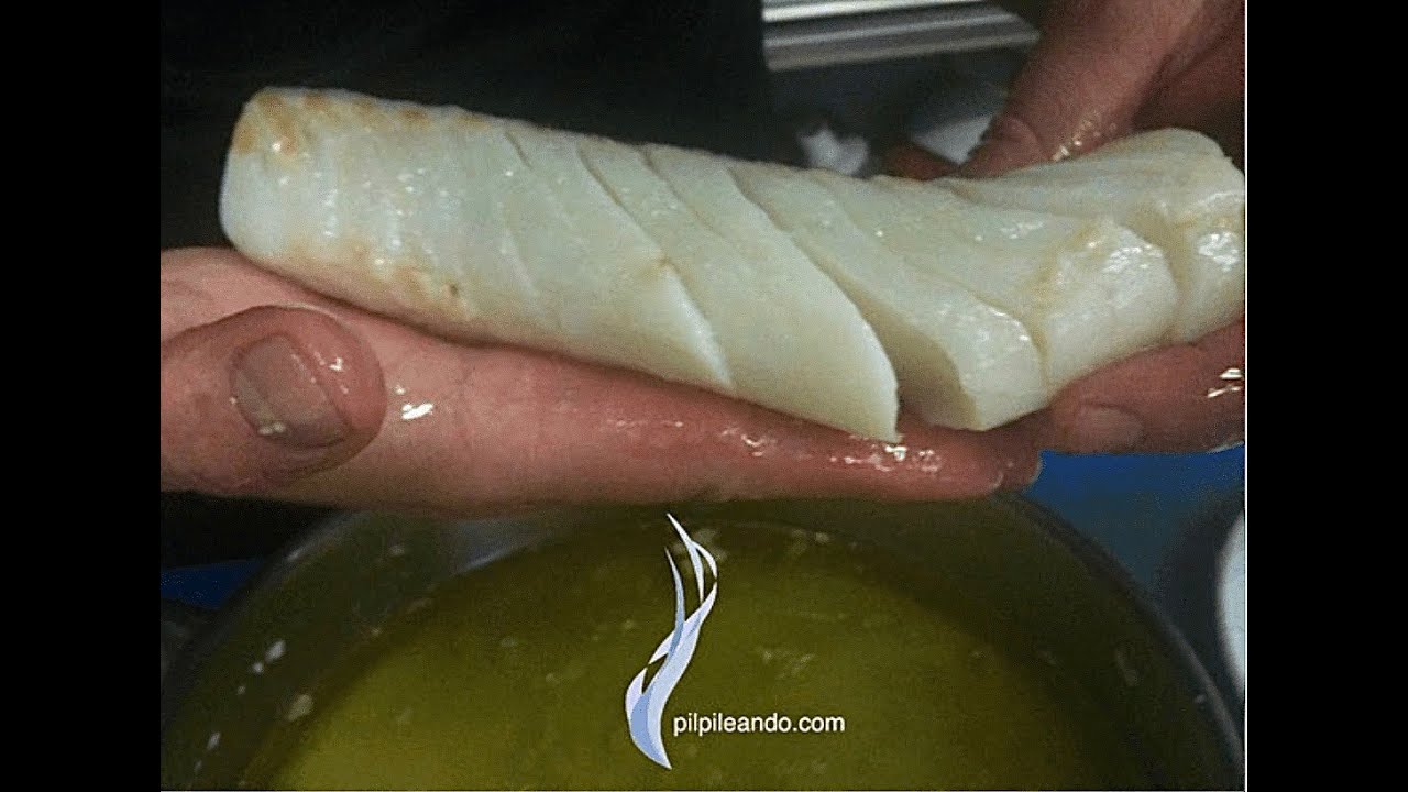 Bacalao confitado en aceite a baja temperatura