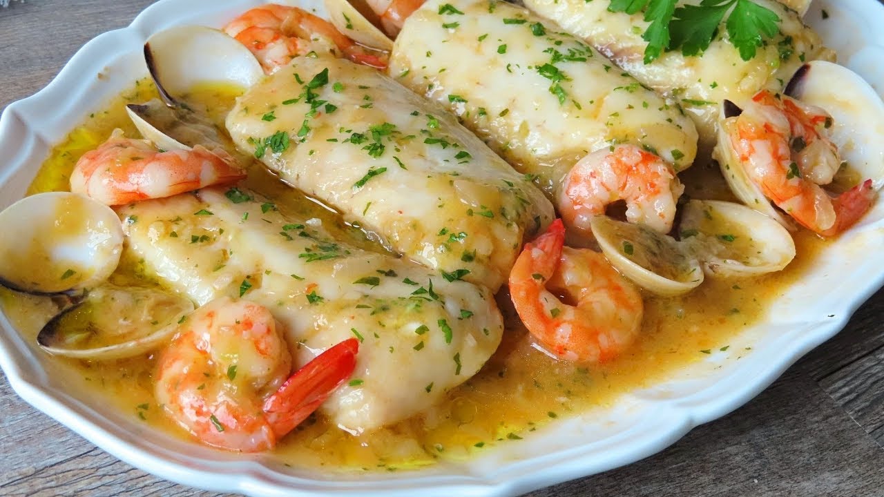 Filetes de merluza en salsa marinera