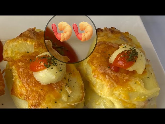 Patatas rellenas de gulas y gambas: una deliciosa combinación