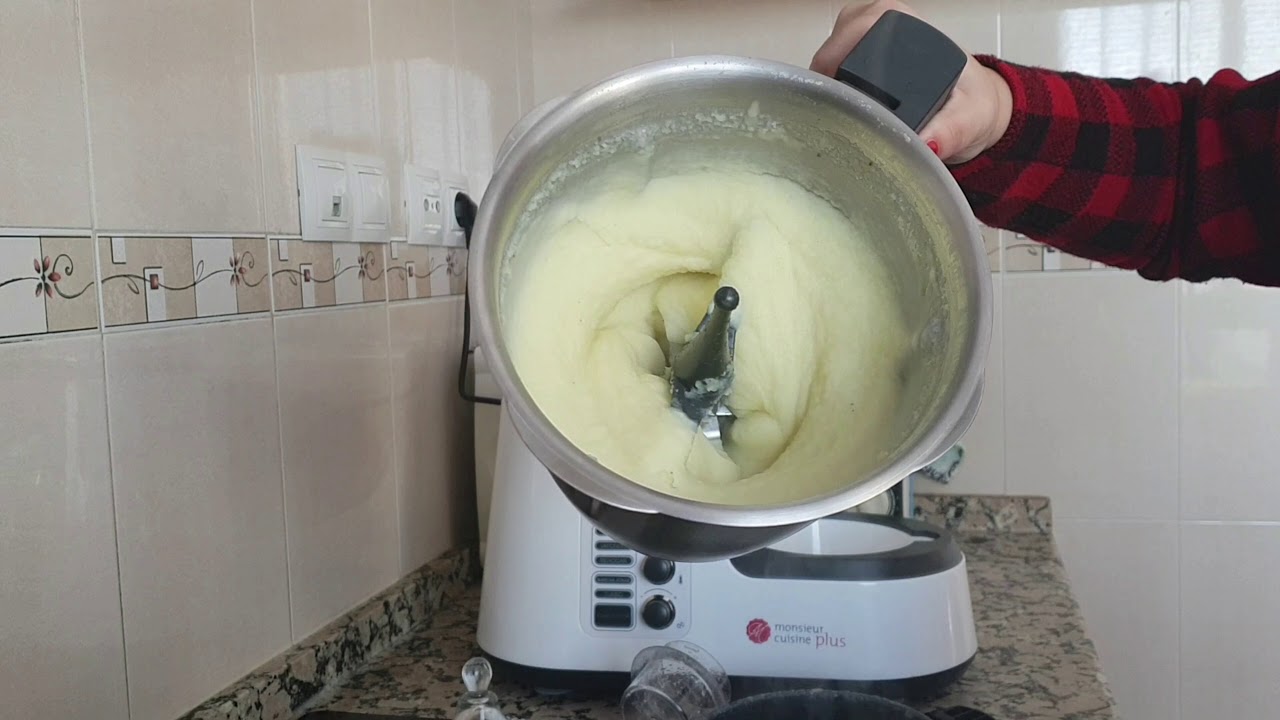 Pure de patata casero preparado con Monsieur Cuisine Plus