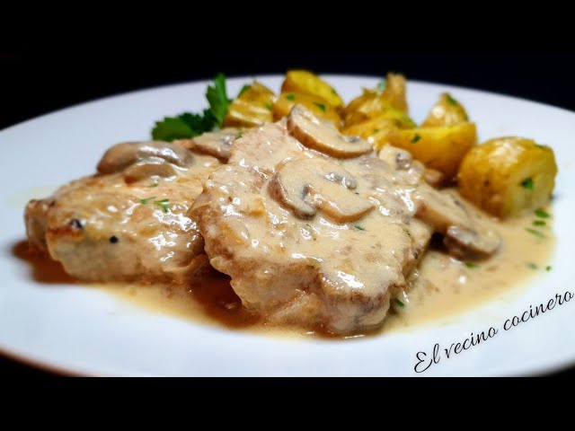Solomillo de cerdo con champiñones en salsa de vino tinto
