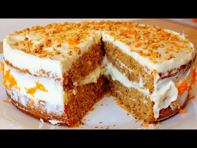 Tarta fácil de zanahoria con crema de mascarpone