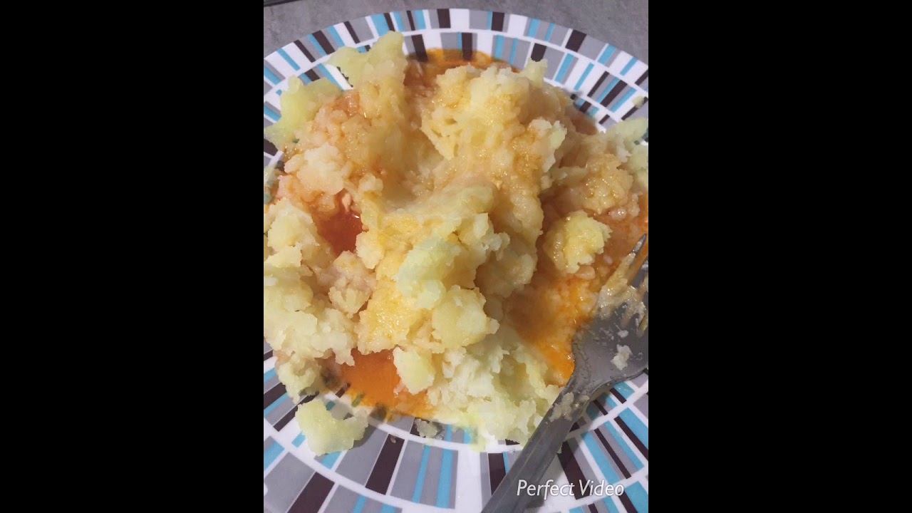Mejillones de lata con patatas cocidas