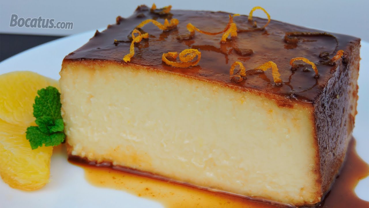 Postre de flan de naranja con un toque dulce de leche condensada