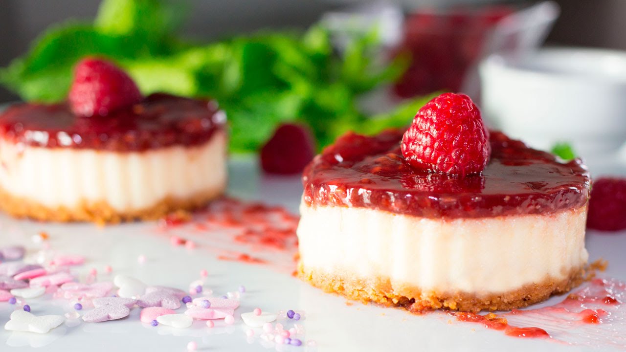 Tarta de queso con deliciosa mermelada de frambuesa