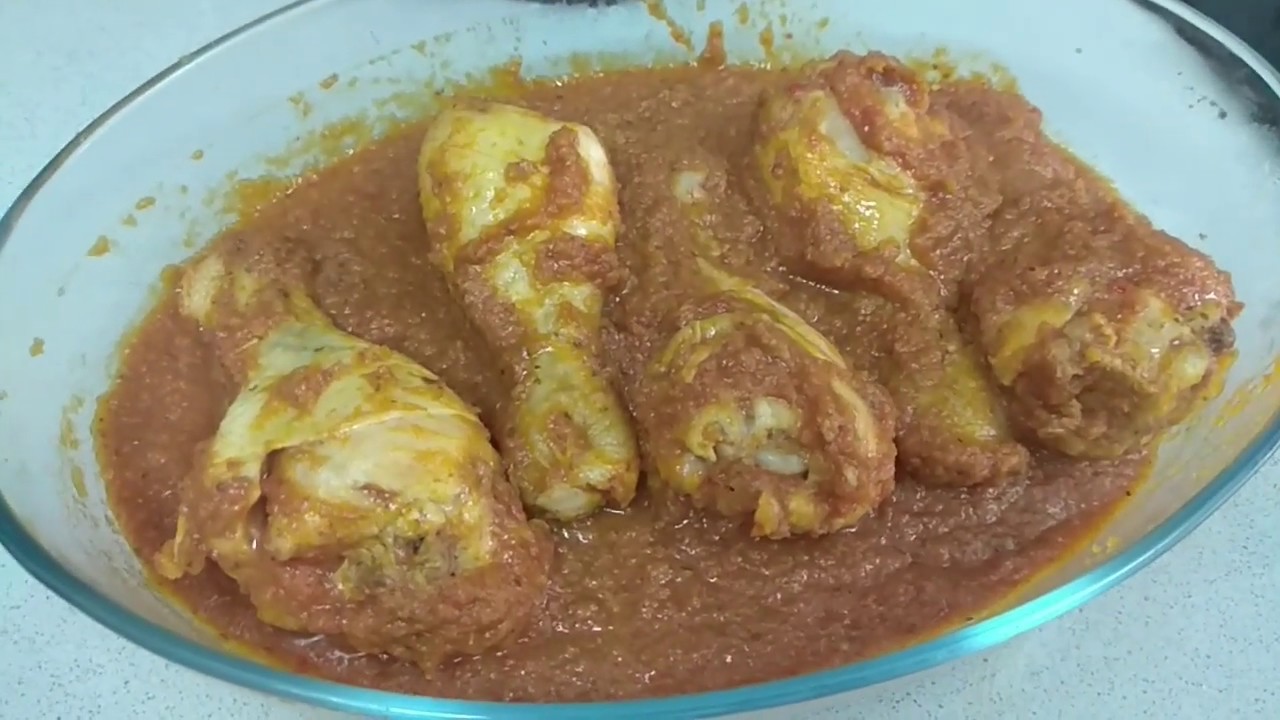 Muslos de pollo con salsa sabrosa estilo mambo