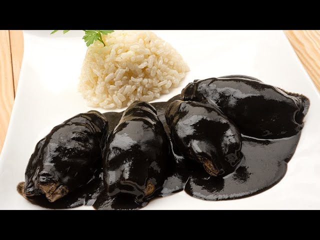 Receta vasca de chipirones rellenos en su tinta
