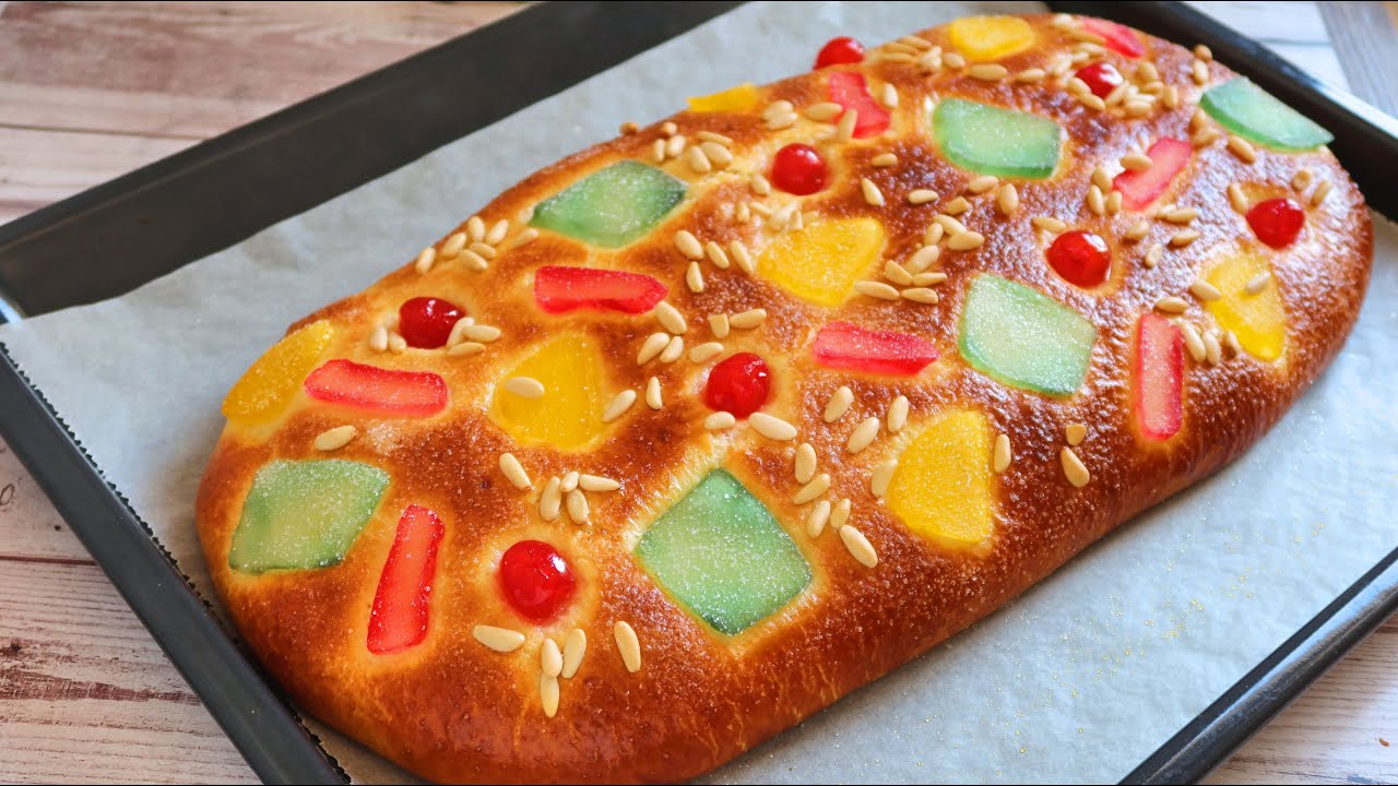 Tarta de San Juan con piñones