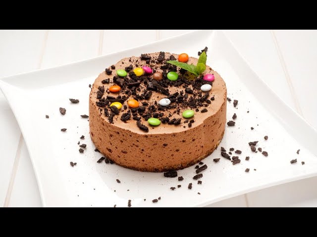 Tarta de mousse de chocolate por Eva Arguiñano