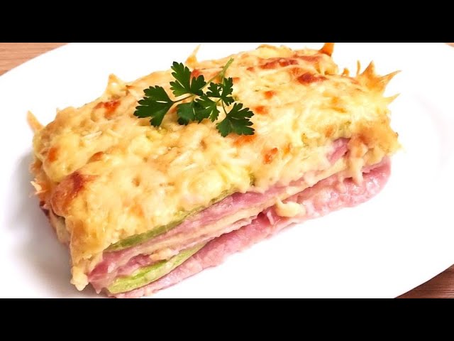 Lasaña de calabacín rellena de jamón y queso